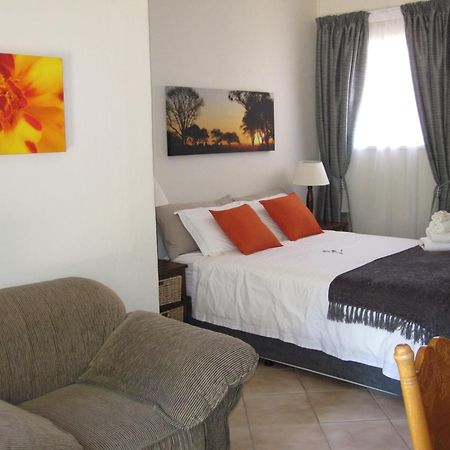 The Pecan Tree Guesthouse Sandton Extérieur photo
