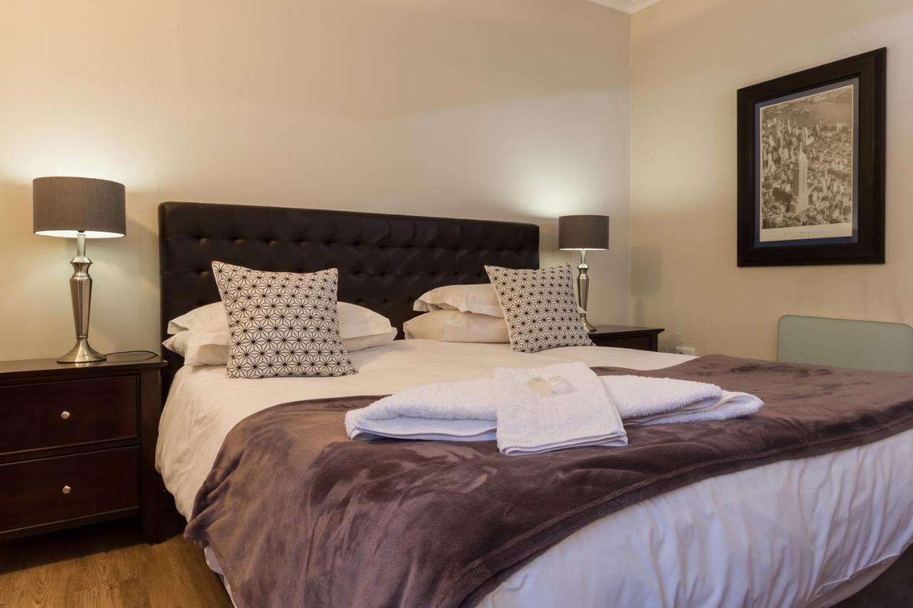 The Pecan Tree Guesthouse Sandton Extérieur photo